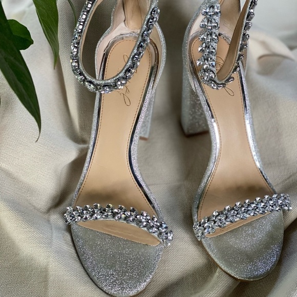 Badgley Mischka Odessa Crystal Adorned Block Heel - Picture 13 of 16